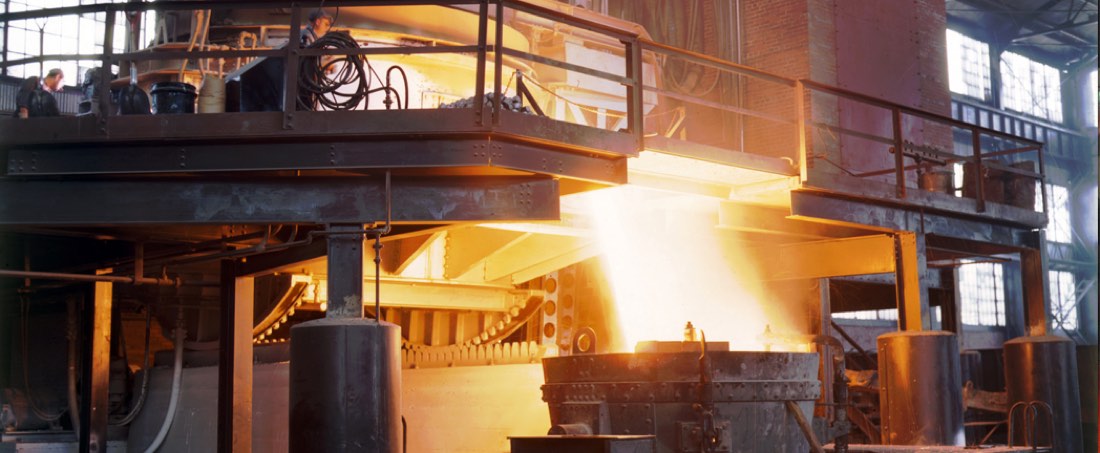 Molten steel strand at a rolling mill